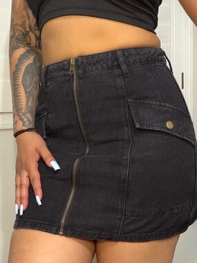 Black Denim Mini Skirt - Women's Casual High-Rise